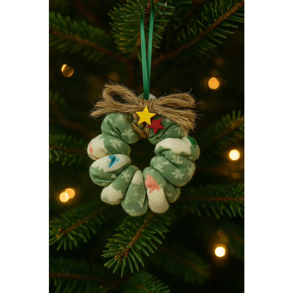 Handmade Yo-Yo Christmas Wreath Ornament Rustic Fabric Bow Star Holiday Decor
